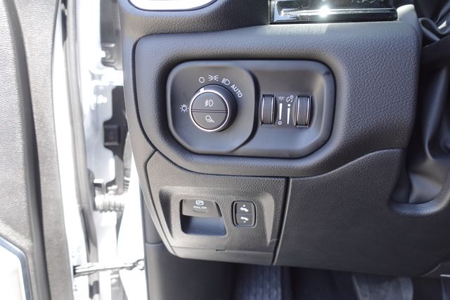 new 2025 Ram 1500 car, priced at $58,476