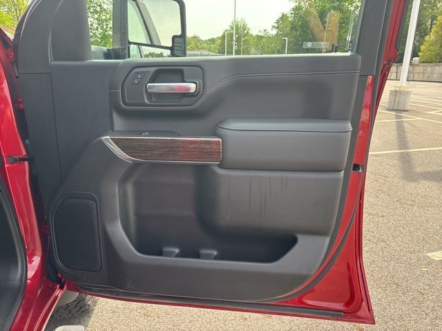 used 2022 GMC Sierra 2500HD car, priced at $46,999