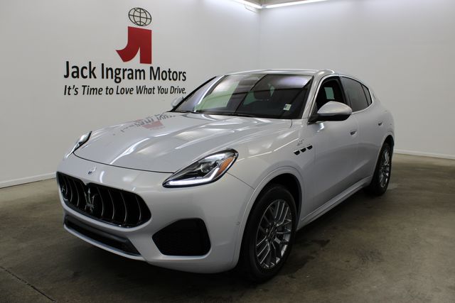 used 2024 Maserati Grecale car, priced at $39,997