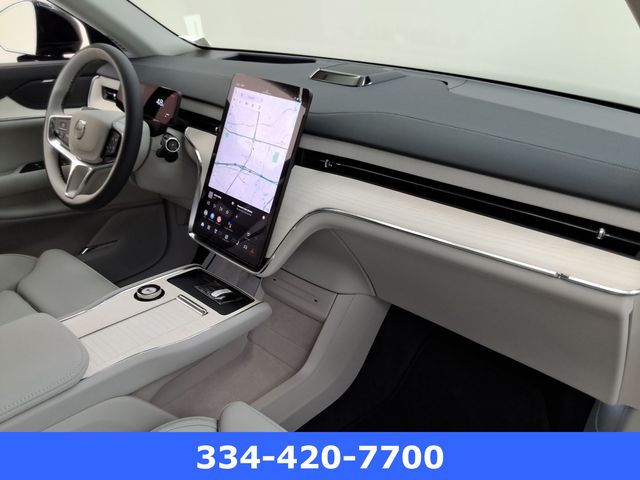 new 2025 Volvo EX90 car, priced at $82,370