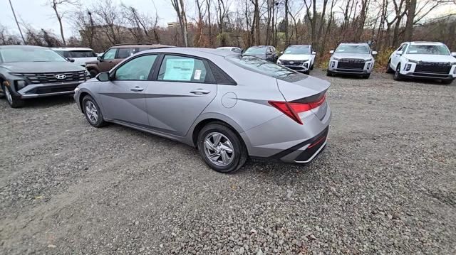 new 2025 Hyundai Elantra car, priced at $23,224