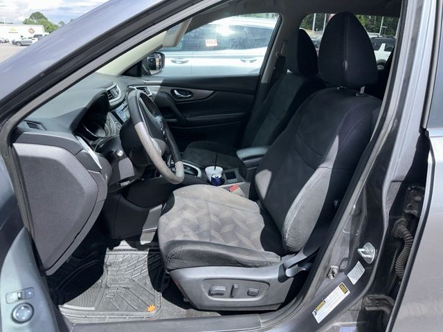 used 2016 Nissan Rogue car