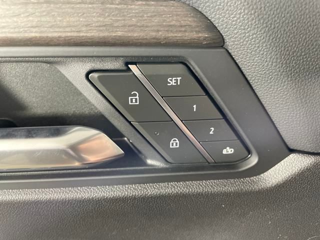 new 2025 GMC Acadia car, priced at $56,500