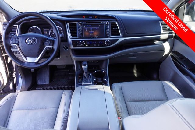 used 2018 Toyota Highlander car, priced at $26,122