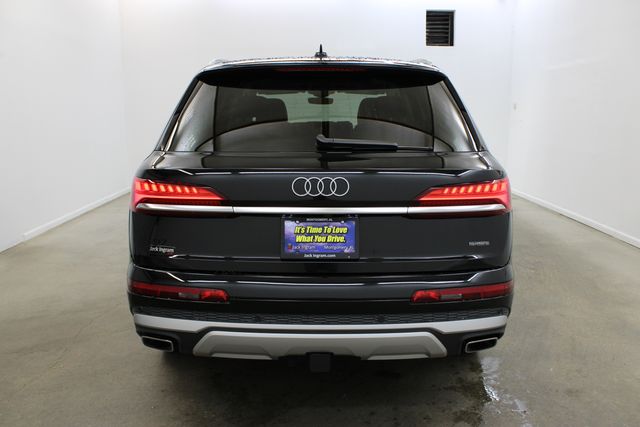 new 2025 Audi Q7 car, priced at $70,850