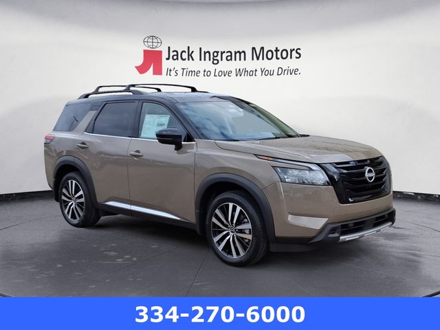 new 2025 Nissan Pathfinder car, priced at $53,010