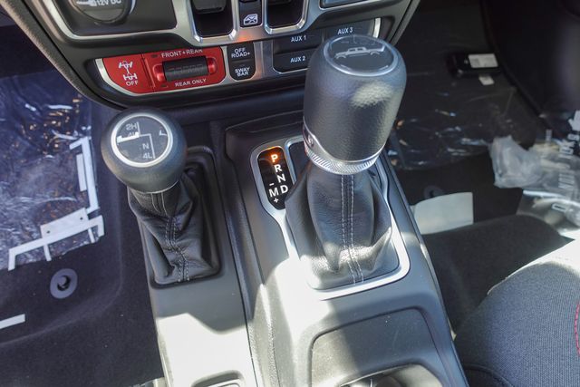 new 2025 Jeep Gladiator car, priced at $47,985