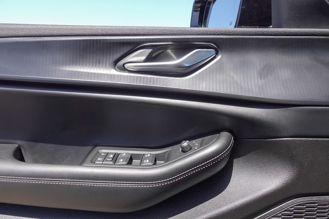 new 2025 Jeep Grand Cherokee car, priced at $40,350