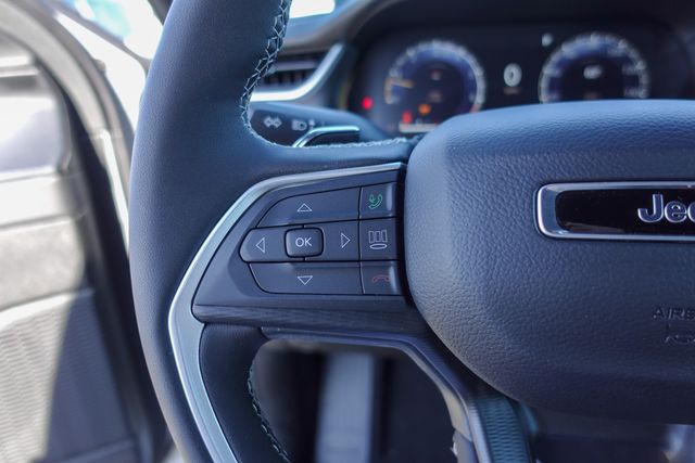 new 2025 Jeep Grand Cherokee car, priced at $44,170