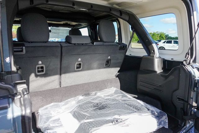 new 2025 Jeep Wrangler car, priced at $55,069
