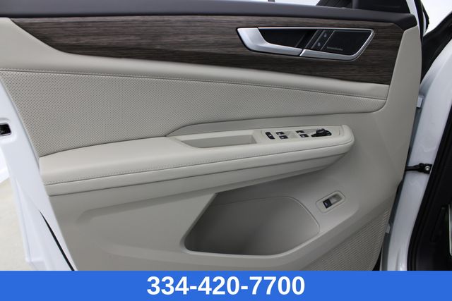 new 2025 Volkswagen Atlas car, priced at $54,310
