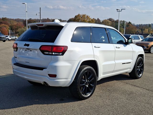 used 2018 Jeep Grand Cherokee car, priced at $17,806