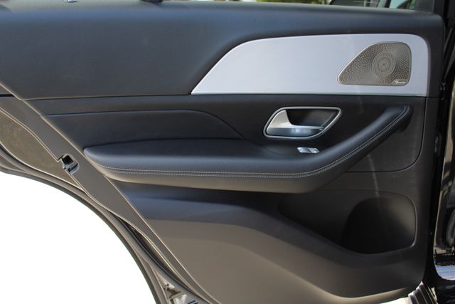 used 2022 Mercedes-Benz GLE car, priced at $46,999