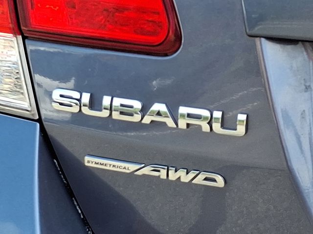 used 2013 Subaru Legacy car, priced at $9,488