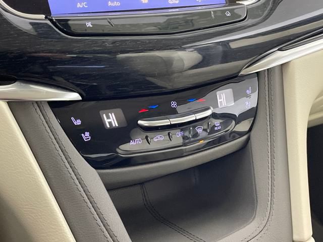 used 2023 Cadillac XT6 car, priced at $39,000