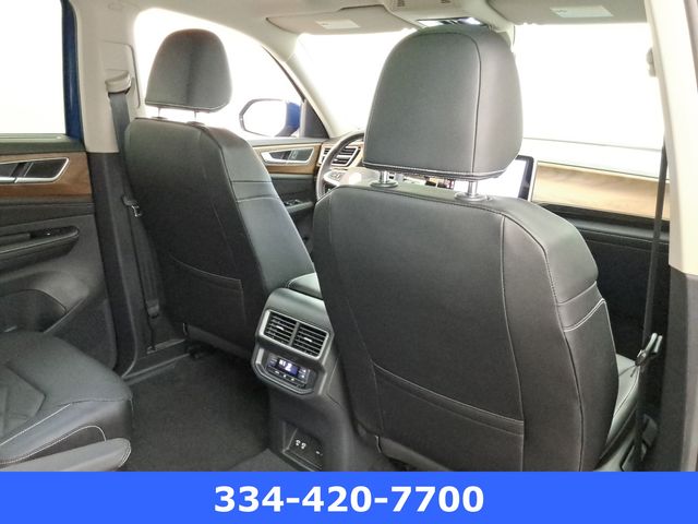 new 2025 Volkswagen Atlas car, priced at $45,128