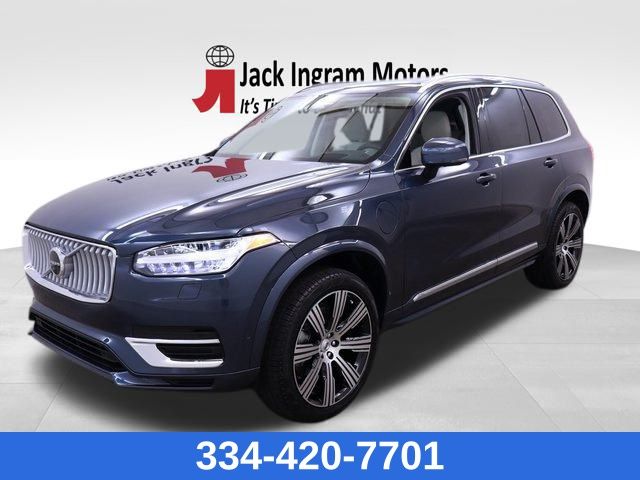 new 2025 Volvo XC90 Plug-In Hybrid car, priced at $77,271