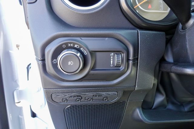 new 2025 Jeep Wrangler car, priced at $47,525