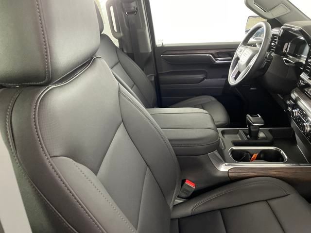 new 2025 GMC Sierra 1500 car, priced at $64,500