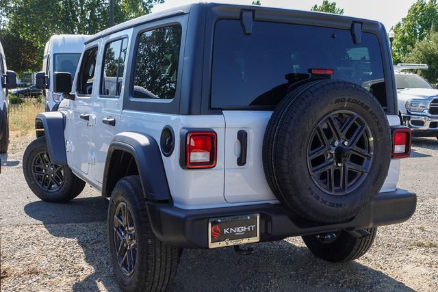 new 2025 Jeep Wrangler car, priced at $42,085