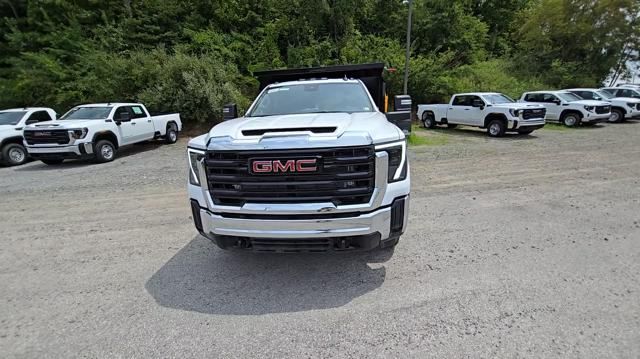 new 2024 GMC Sierra 3500HD car, priced at $77,807