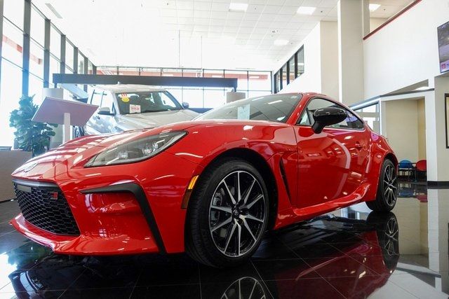 new 2025 Toyota GR86 car