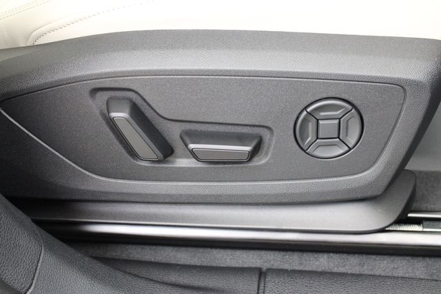 new 2025 Audi Q3 car, priced at $43,575