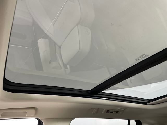 used 2023 GMC Yukon XL car, priced at $67,000