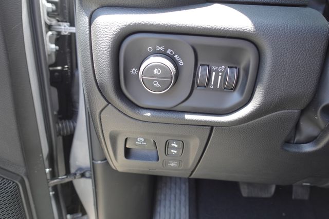 new 2025 Ram 1500 car, priced at $48,843