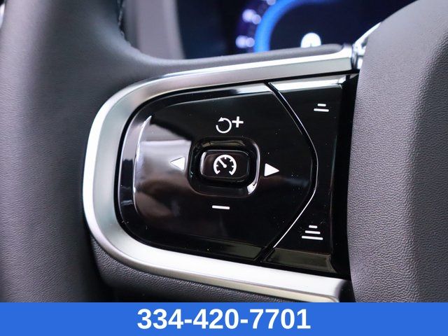 new 2025 Volvo XC60 car, priced at $52,640