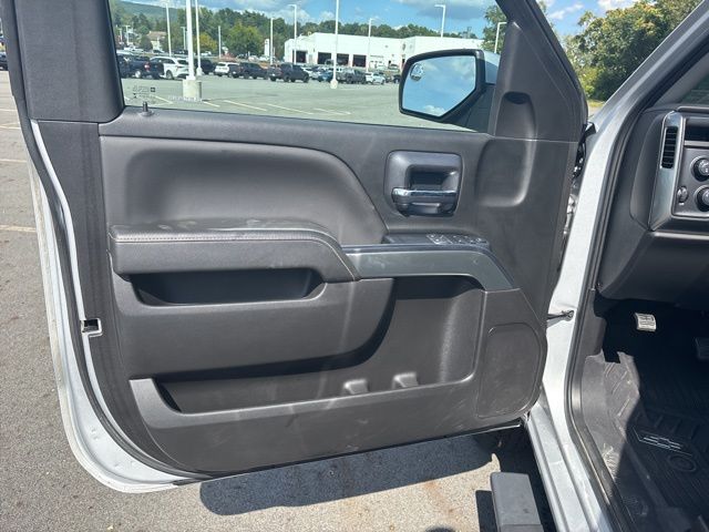 used 2018 Chevrolet Silverado 1500 car, priced at $31,999