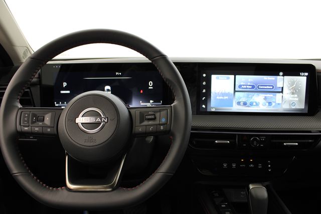 new 2025 Nissan Kicks car, priced at $29,430