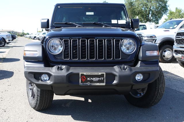 new 2025 Jeep Wrangler car, priced at $45,680