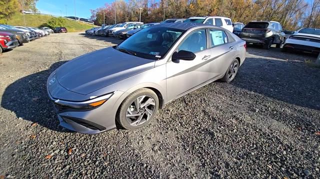 new 2025 Hyundai Elantra car, priced at $24,095