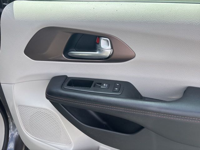 used 2018 Chrysler Pacifica car, priced at $15,199