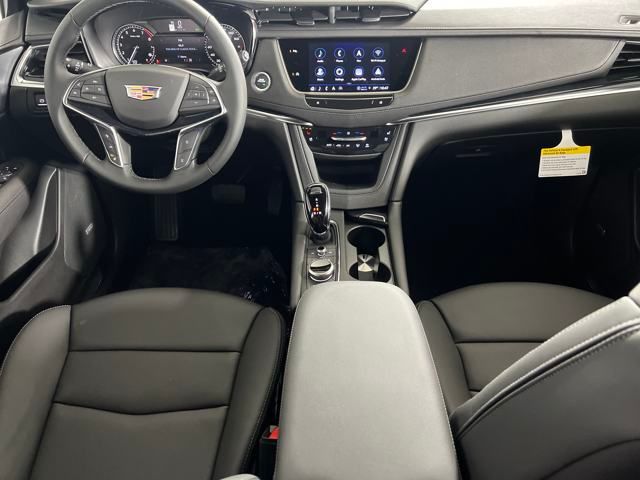 new 2025 Cadillac XT5 car, priced at $55,415