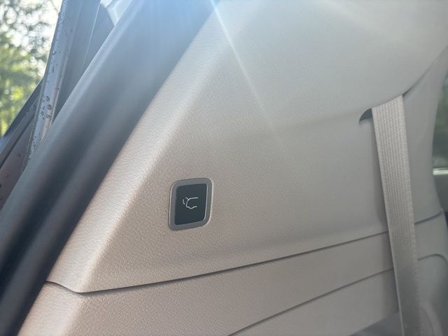 used 2021 Chrysler Pacifica car, priced at $32,699