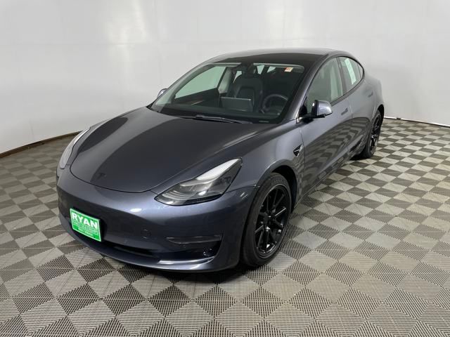 used 2022 Tesla Model 3 car, priced at $27,500