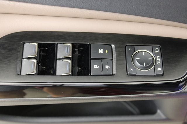 used 2025 Lexus ES car, priced at $44,999