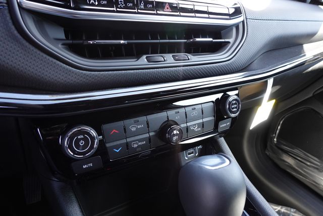 new 2025 Jeep Compass car, priced at $29,660