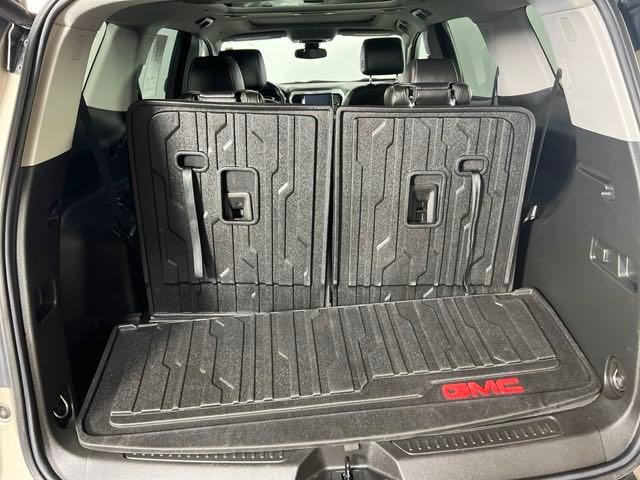 used 2022 GMC Acadia car, priced at $26,000