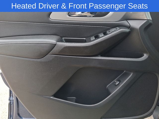 used 2023 Chevrolet Traverse car, priced at $34,661