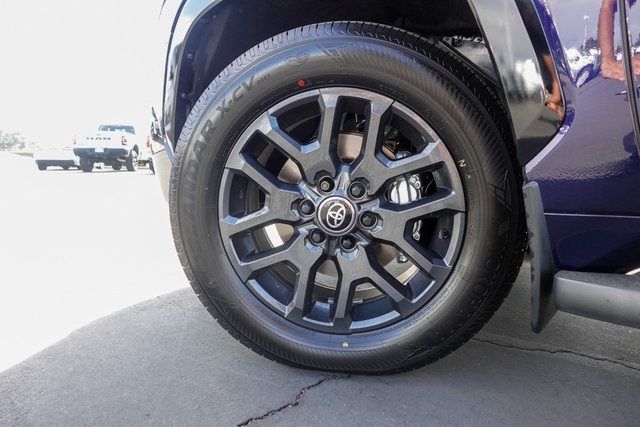 new 2025 Toyota Sequoia car