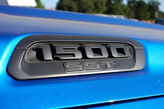 new 2025 Ram 1500 car, priced at $47,598