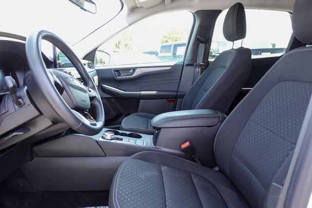 used 2024 Ford Escape car, priced at $19,999