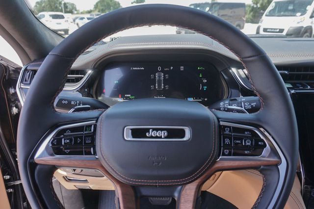 new 2023 Jeep Grand Cherokee car, priced at $61,870