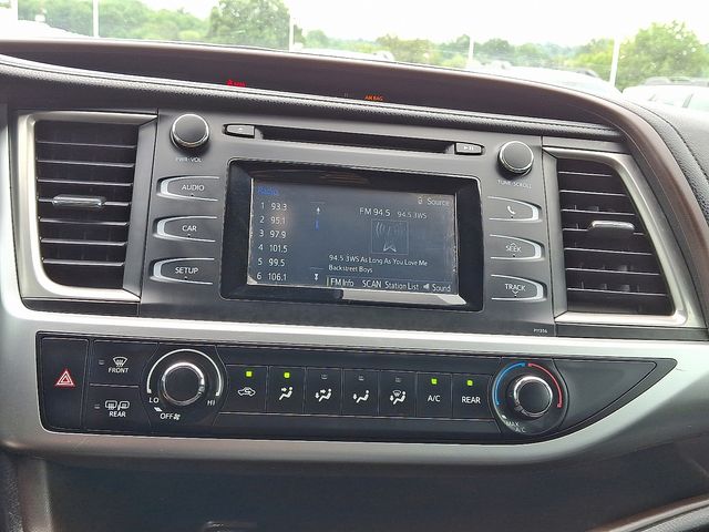 used 2018 Toyota Highlander car, priced at $21,879