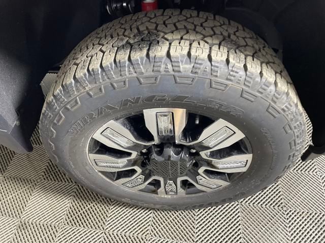new 2025 GMC Sierra 2500HD car, priced at $85,000