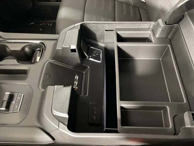 new 2025 GMC Sierra 1500 car, priced at $80,500