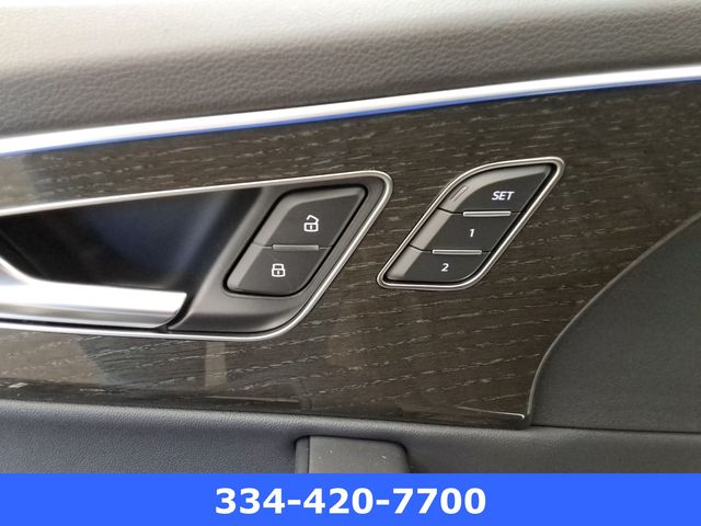 new 2025 Audi Q7 car, priced at $70,300